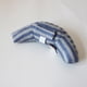 thumbnail image 1 of Cojín de seguridad para cinturón de seguridad, almohadilla para cabeza, cuello y hombros, soporte suave para niños pequeños, viajes, rayas azules y grises, 1 of 5