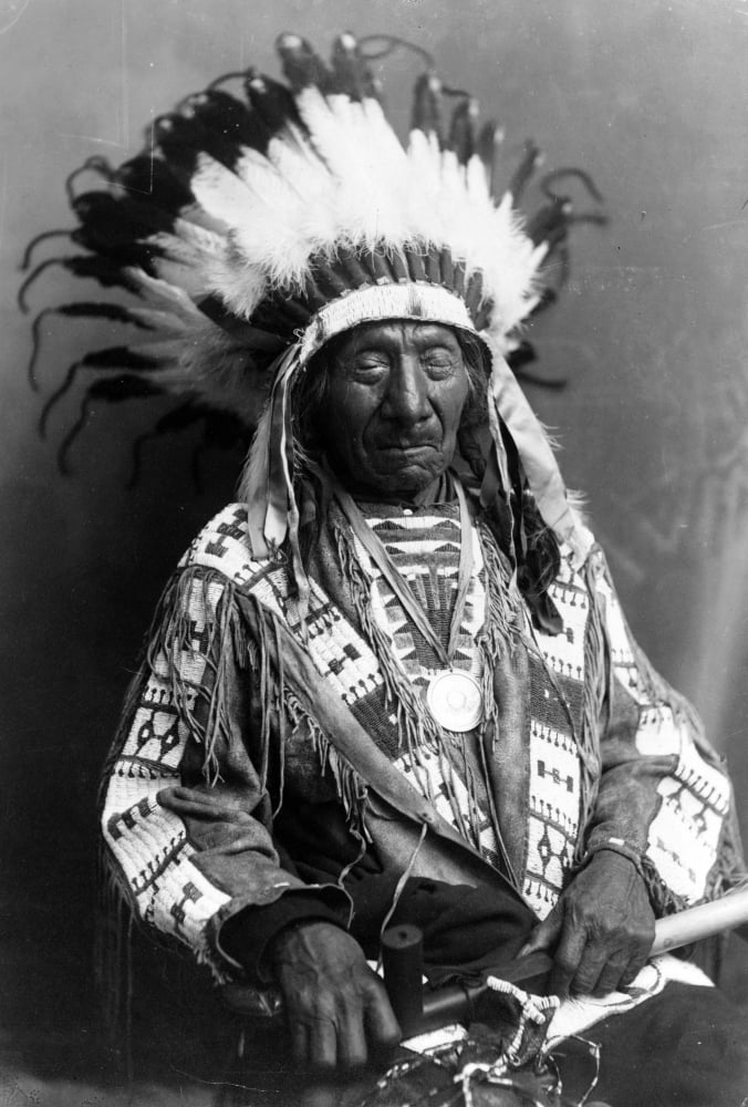 Red Cloud Oglala Lakota Indian Chief Poster Print by Science Source