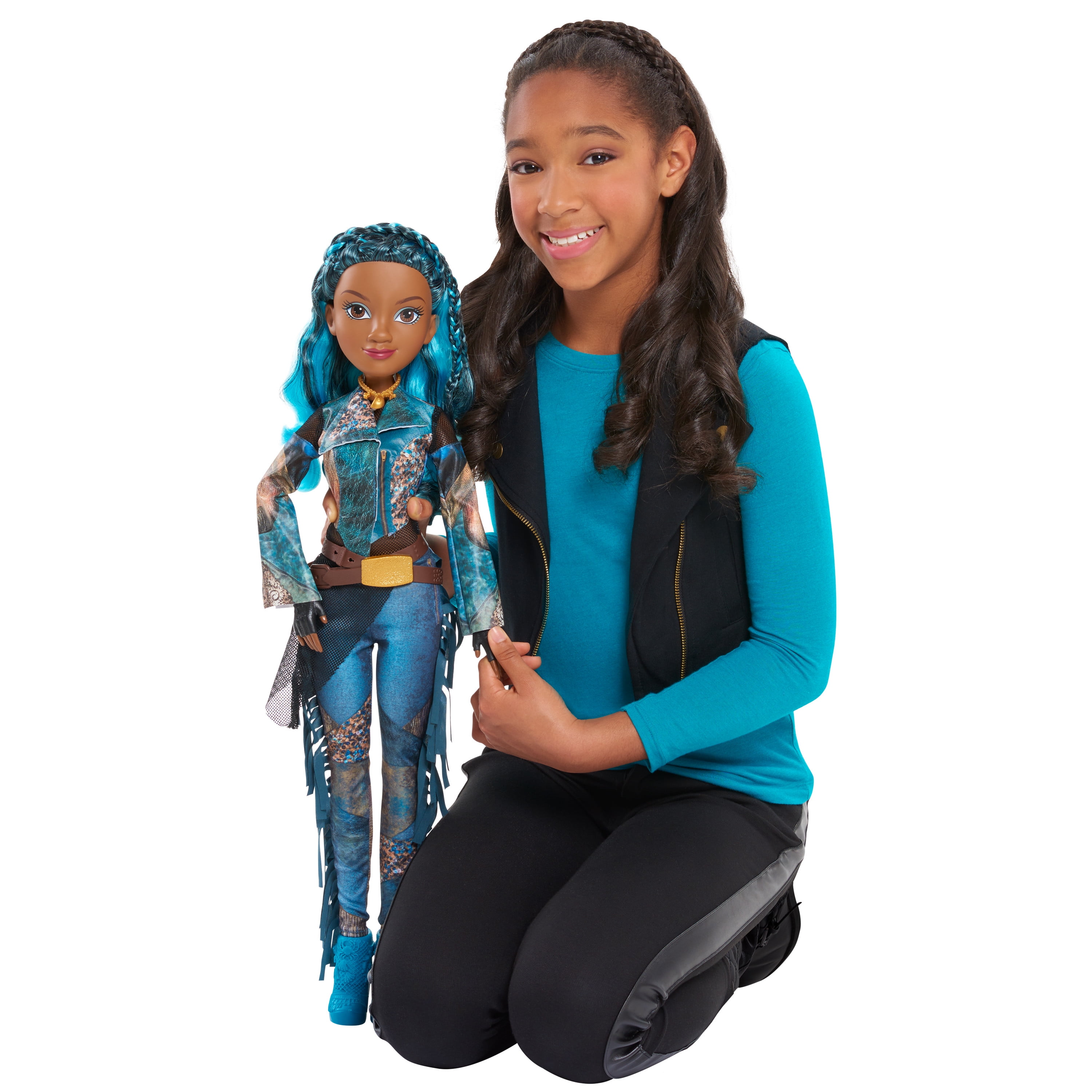  Disney Descendants Uma Fashion Doll, Inspired by Descendants 3,  Brown : Toys & Games