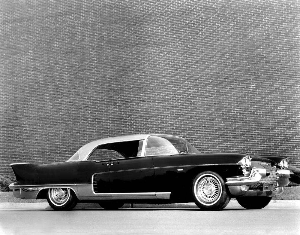 Cadillac Eldorado Brougham History (24 x 18)