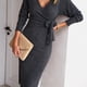 thumbnail image 4 of Vestido midi sexy de mujer con cuello en V, rayas verticales, tejido liso y lazo, 4 of 6