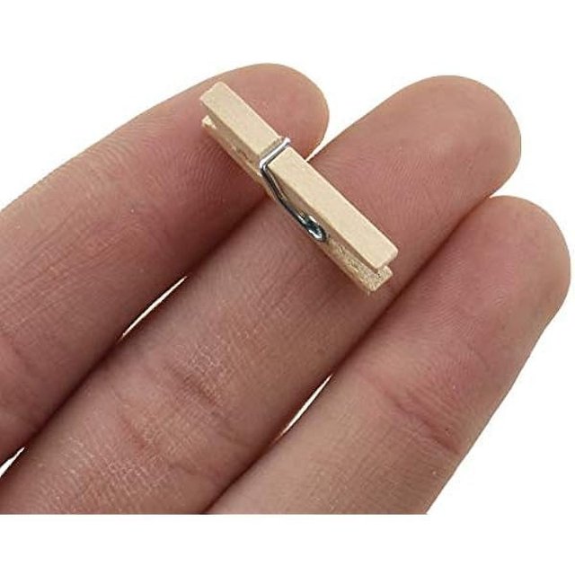 HAYANWooden Clothes Pins Clothespins Mini Do NOT Fall Apart 1 inches Length 80 Pack Sturdy Strong Springs No Rust No Discoloration for Laundry Bathroom DIY Craft Photos Food Opened Bags