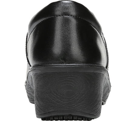 dr scholl's dynamo clogs