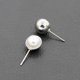 thumbnail image 2 of Pendientes de aleación de media perla simples y elegantes para mujer, joyería decorativa (plata), 2 of 4