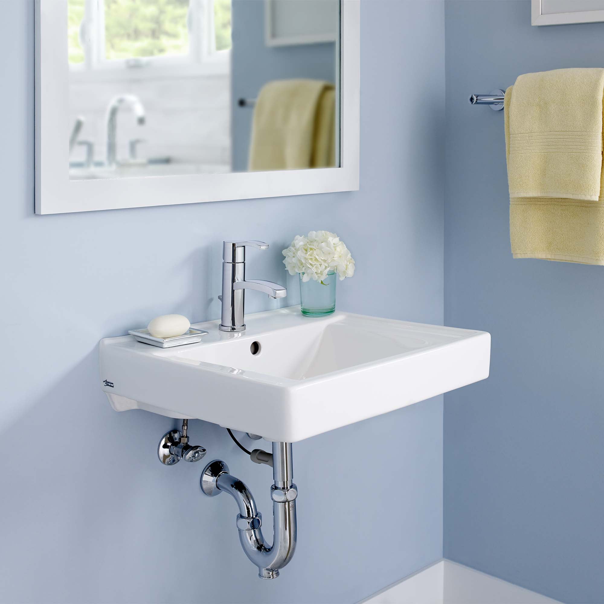 American Standard Decorum Wall-Hung Bathroom Sink with Center Hole in White