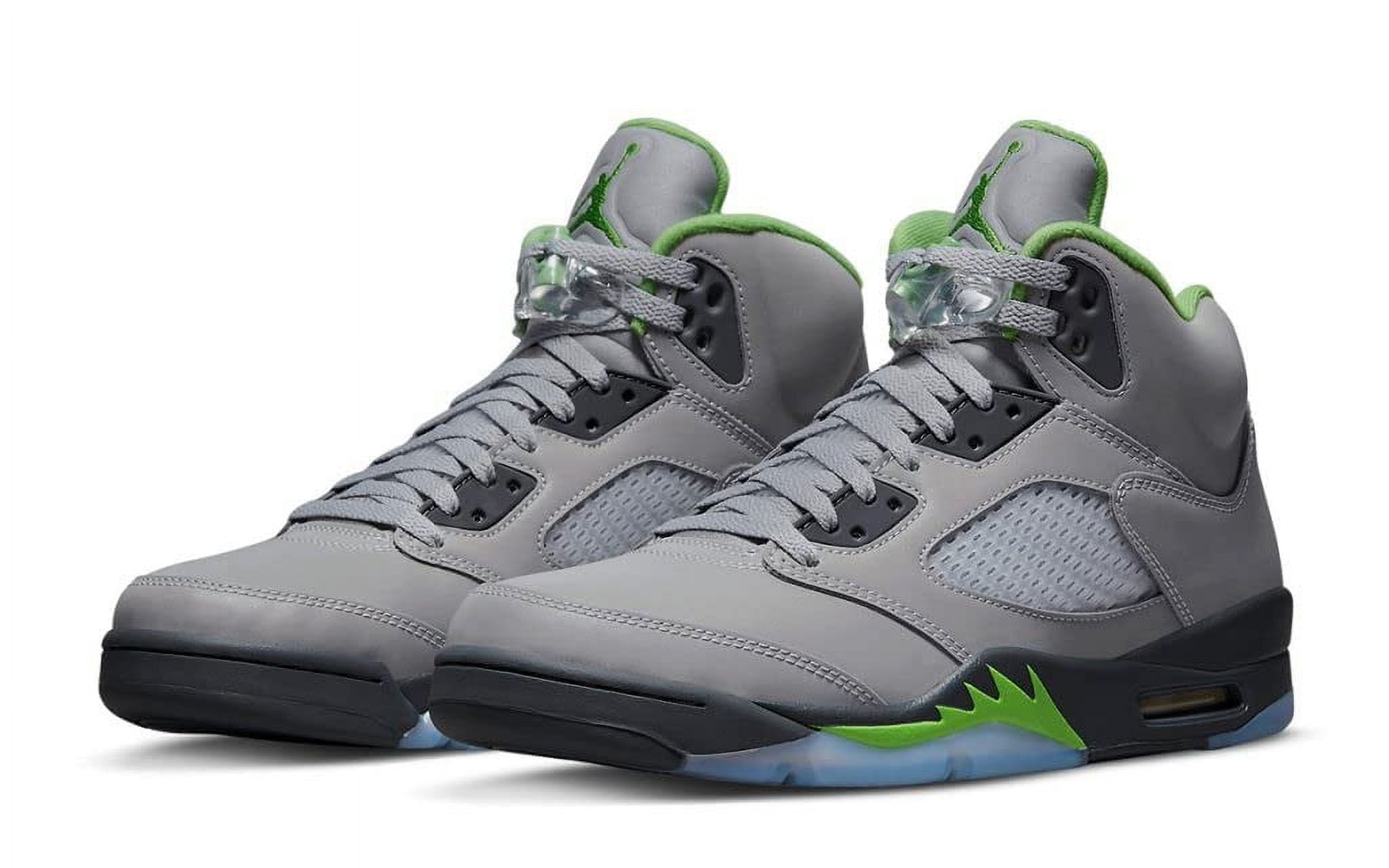 NEW Men s Jordan 5 Retro Green Bean Silver Green Bean Flint Grey DM9014 003 Size 9 Walmart