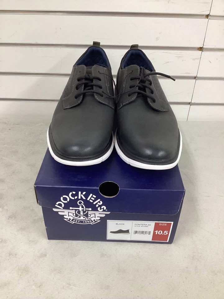 Dockers Men display picture 1