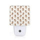 thumbnail image 1 of Balery Cute Little Pirate Red Panda Luz Nocturna LED con Sensor Automático, Enchufe con Sensor Crepuscular, Luz Suave de 0.5W para Dormitorio, Pasillo, Baño-US, 1 of 7