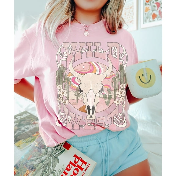 Wild West Shirt, Bull Skull Boho Tee, Country Western Cowgirl Shirt, Desert Cow Skull Shirt, Rodeo Tee, Gift for Her
