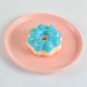 thumbnail image 1 of Simulación de pastel de comida, postre, imán de nevera con función antiestrés, decoración realista de dona y pastel para cocina, oficina y uso como regalo., 1 of 9