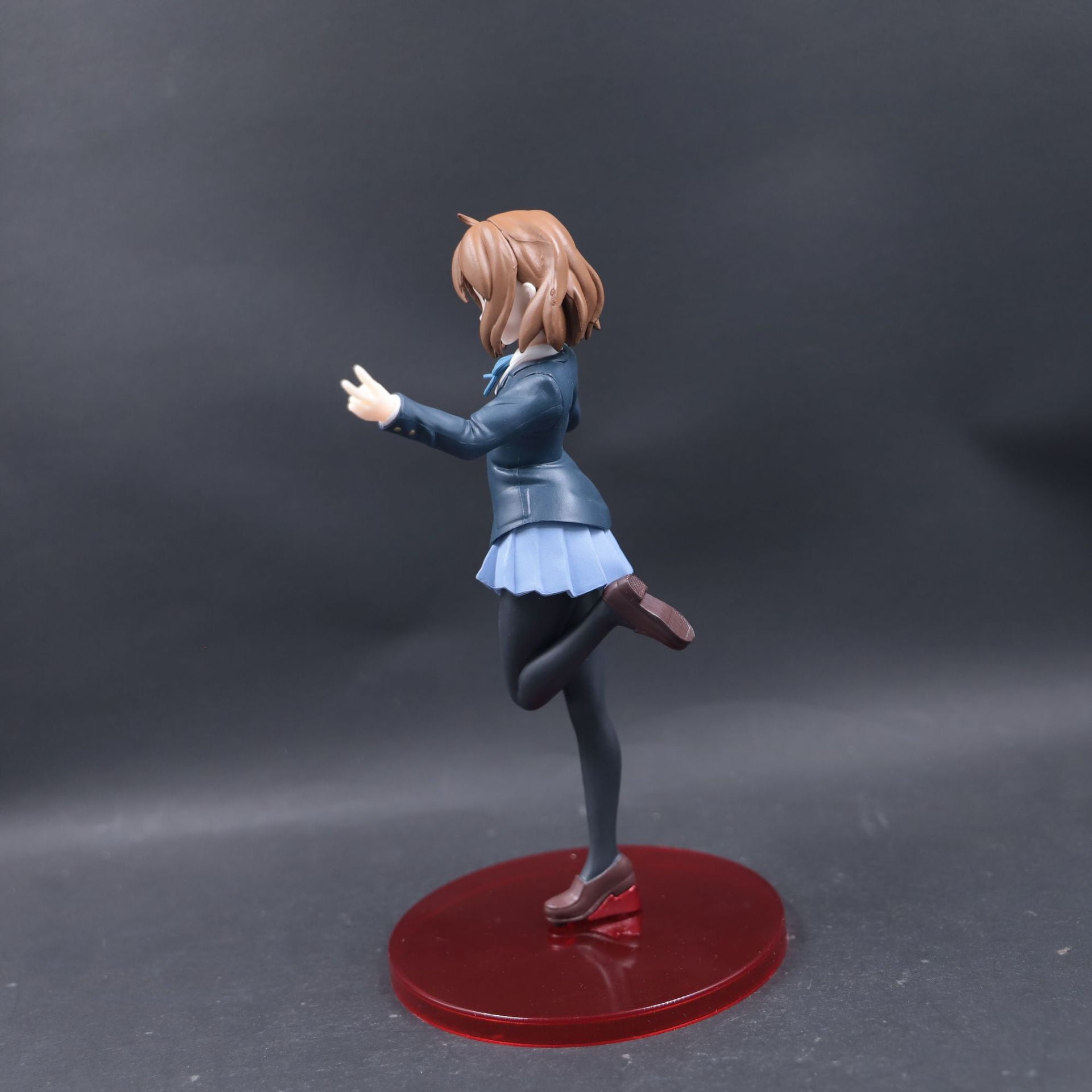 New K-ON! Hirasawa Yui (School Uniform Ver) Character Anime Model Statue Action Figures Desktop Ornament Popular Decorations Fan Souvenirs Creative Gift Collectable