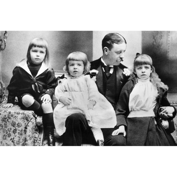 Eleanor Roosevelt As A Six Year Old Girl (Right) History (24 x 18)