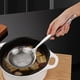 thumbnail image 4 of Colador de malla fina de acero inoxidable Cuchara coladora de malla fina de acero inoxidable Colador de malla fina con mango Cuchara coladora de acero inoxidable 304, 4 of 4