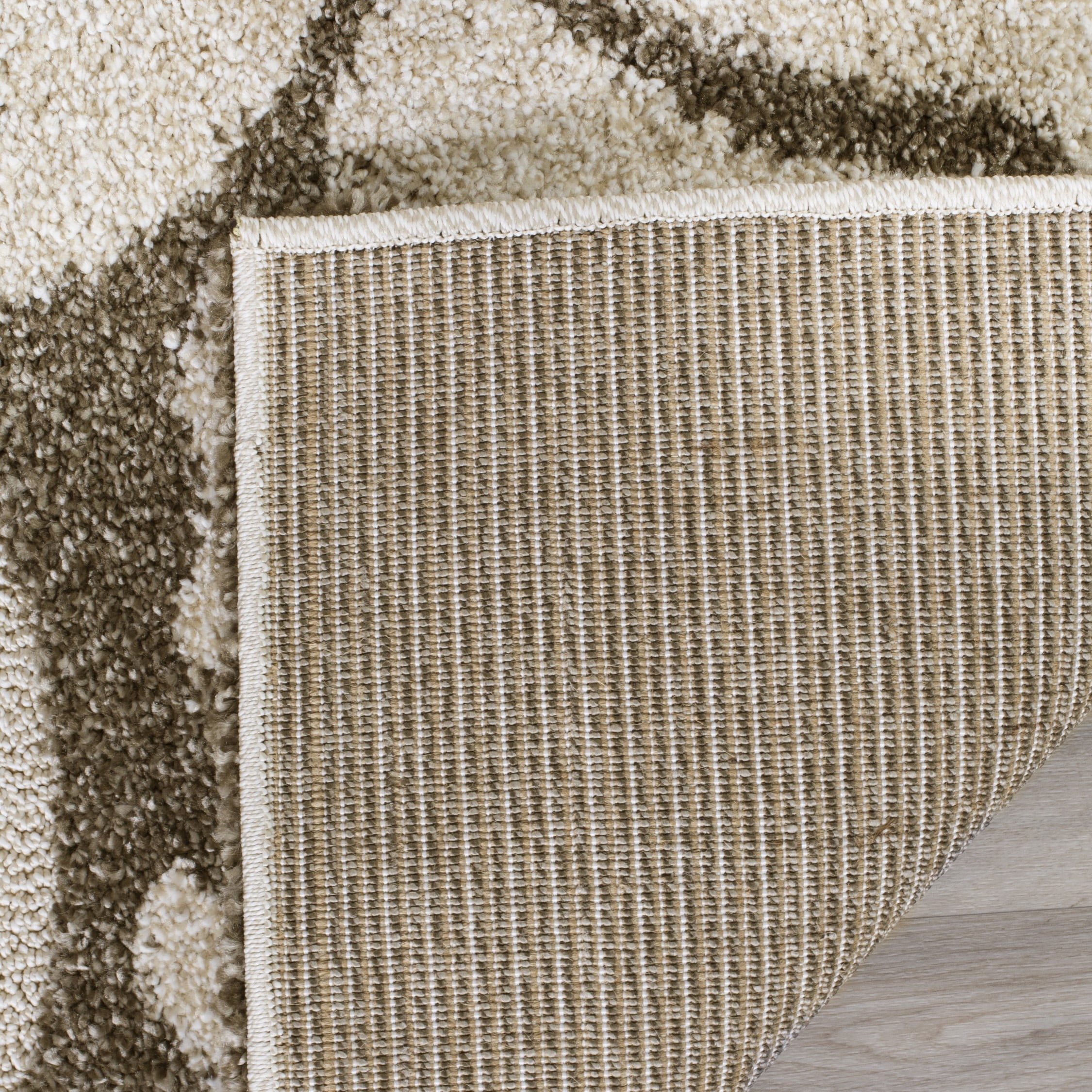 SAFAVIEH Florida Merrick Floral Shag Runner Rug, Smoke/Beige, 2'3" x 11'