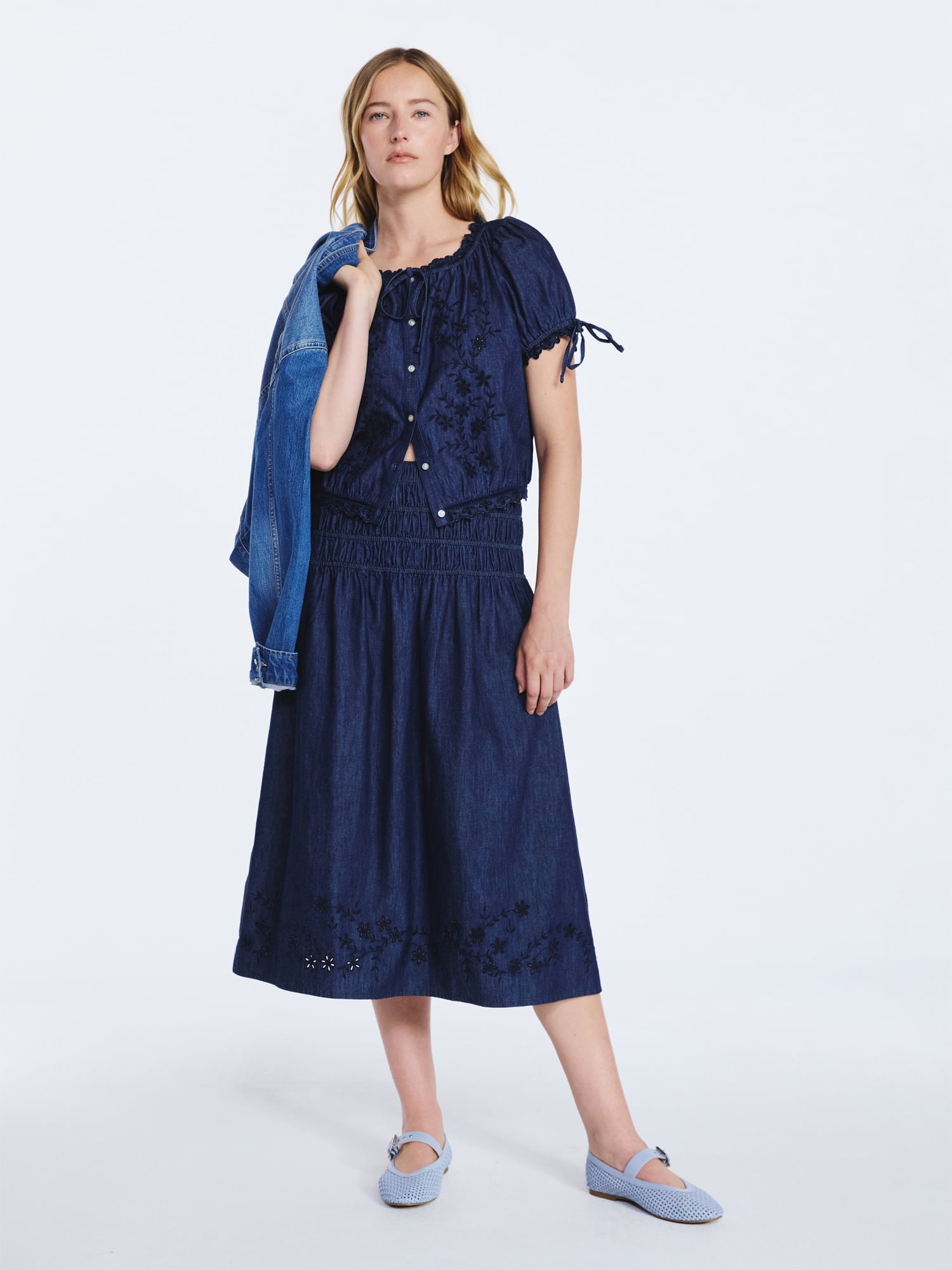 Free Assembly Women's and Women's Plus Embroidered Cropped Cotton Top with Short Sleeves, Sizes-XS-4X