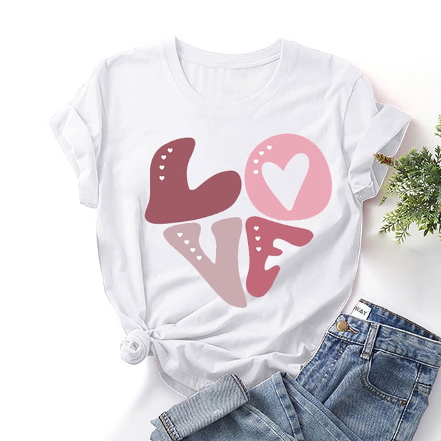 Styesk T-Shirts pour Femmes Saint-Valentin Graphique Décontracté Grande Taille Hauts Imprimé Cœur Hauts de Sortie Confortables Doux Col Rond T-Shirts Chandail Mode Léger Manches Courtes T-shirt