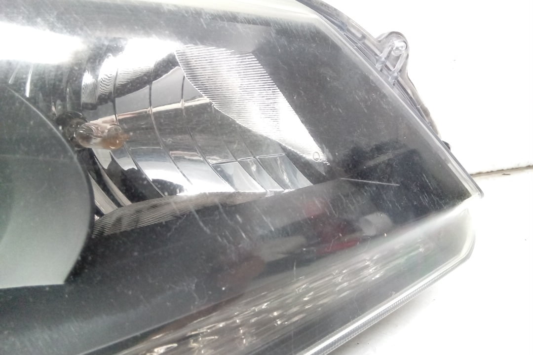 Pre-Owned 14 2014 Honda Accord Passenger RH Head Light Lamp OEM - Verify Specific Vehicle Fitment In Description - (Good)