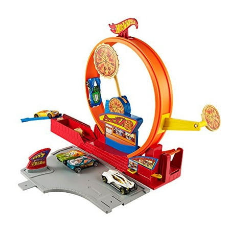 Hot Wheels Pizza City Track Set