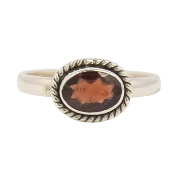 925 Sterling Silver Ring For Womens, Natural Garnet Ring Gemstone Unique Handcrafted Ring For Her