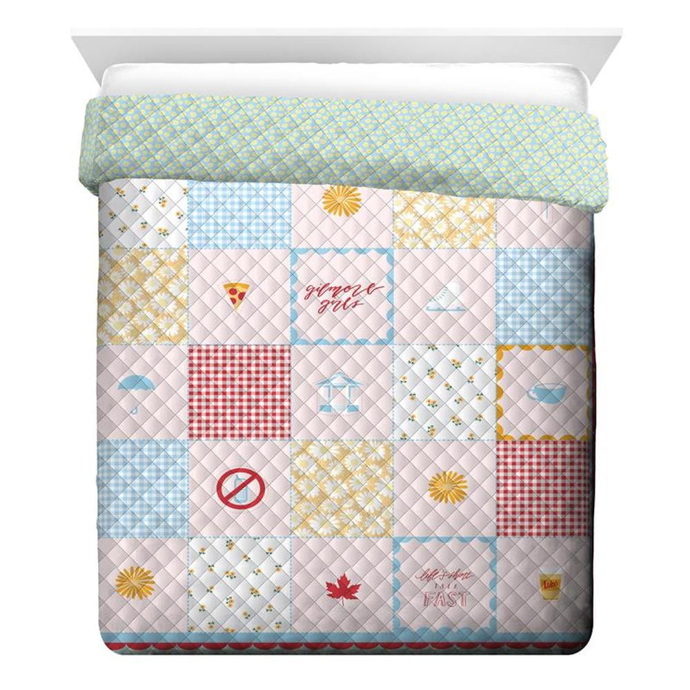 Gilmore Girls Cozy Patchwork 3 Piece Quilt & Sham Bedding Set, Queen Size