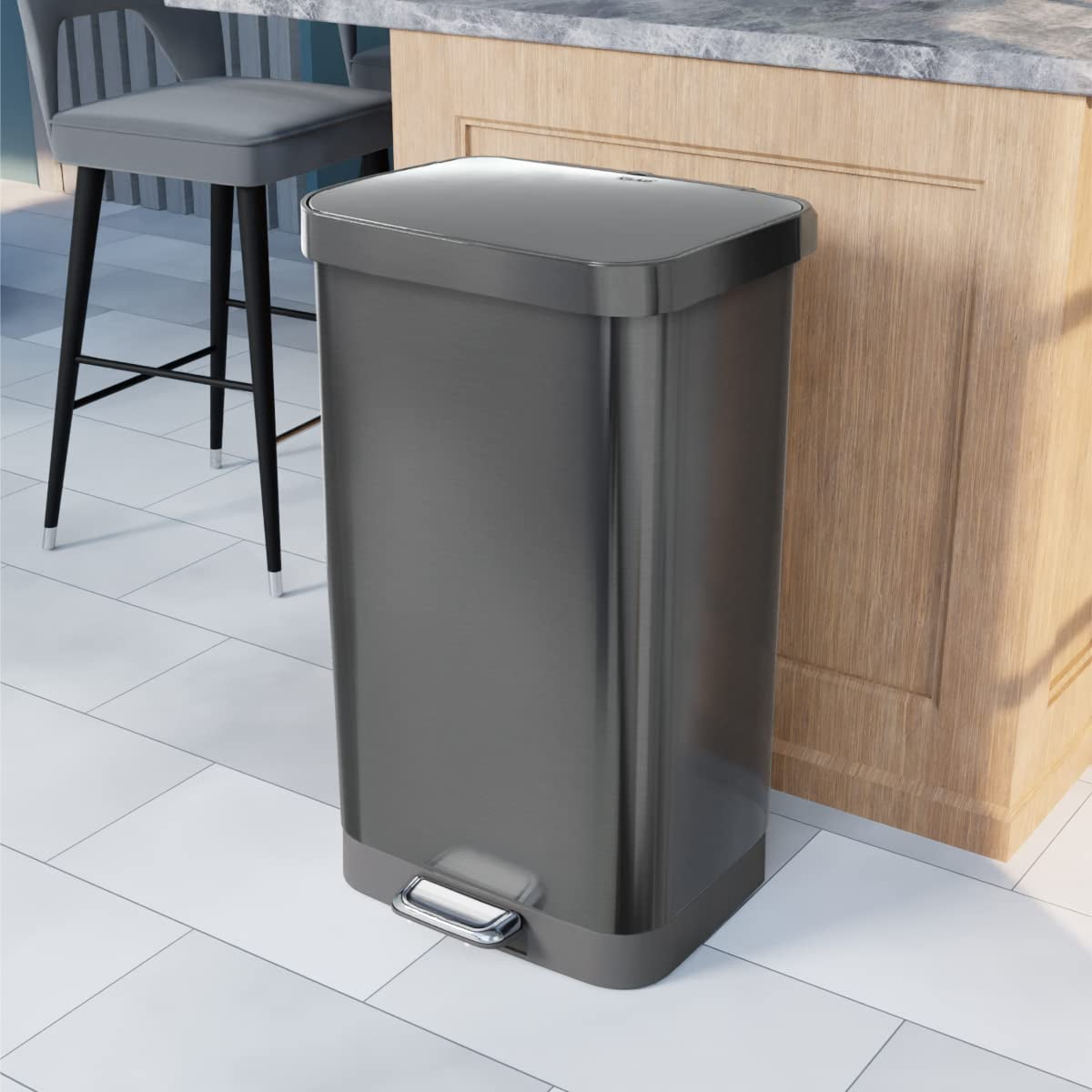 Glad Stainless Steel Step Trash Can with Clorox Odor Protection | Large  Metal Kitchen Garbage Bin with Soft Close Lid, Foot Pedal and Waste Bag  Roll