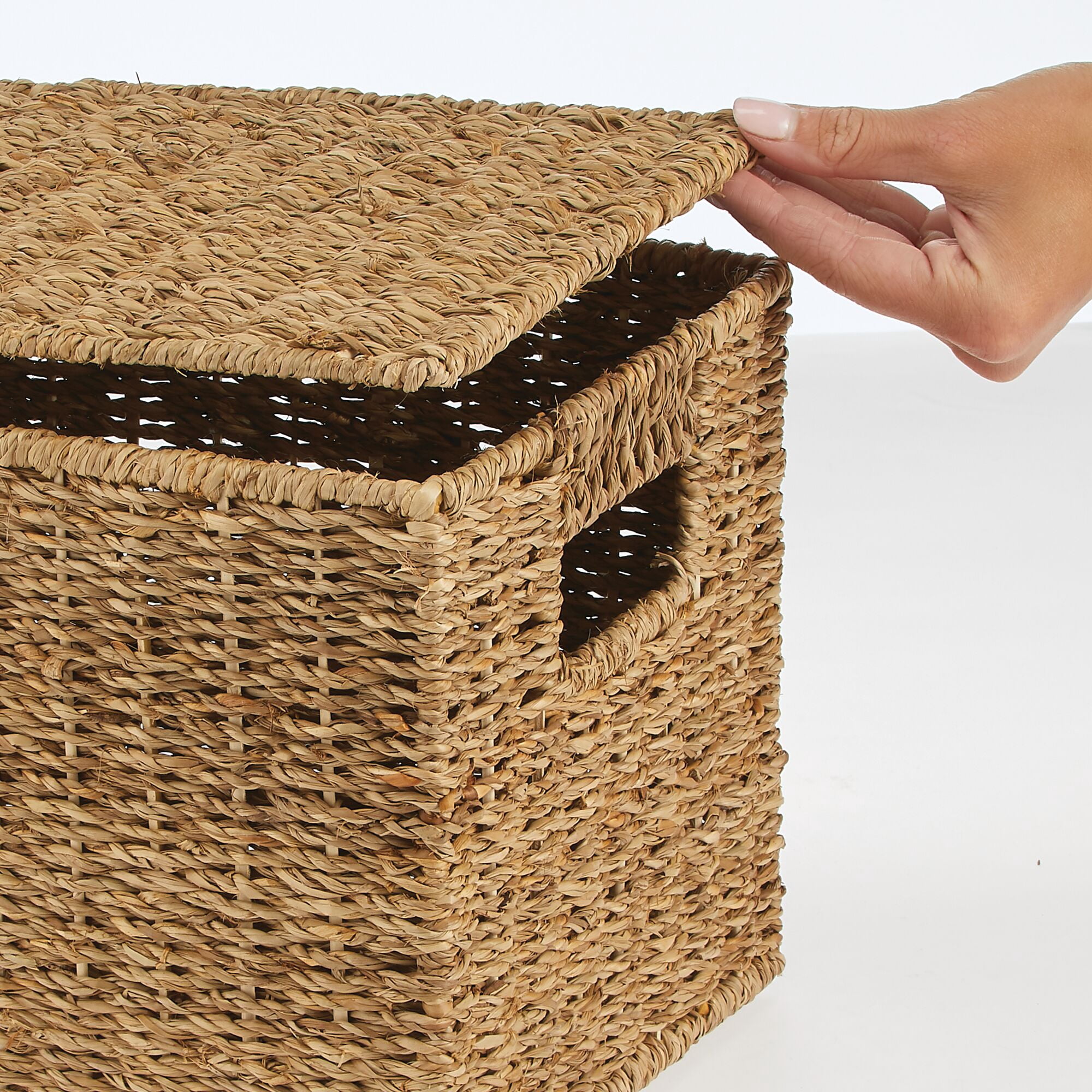 mDesign Woven Seagrass Home Storage Basket with Lid, Set of 3 - Natural Finish