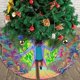 thumbnail image 3 of Falda para árbol de Navidad de Rick y Morty, suave y divertida, decoración navideña navideña de granja de 48", 3 of 4