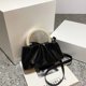 thumbnail image 1 of Bolso de mano con perlas para niña dulce, bolso de mano para mujer, bolso cruzado plisado a la moda, bolso de nube, mini bolso pequeño para teléfono móvil, 1 of 6
