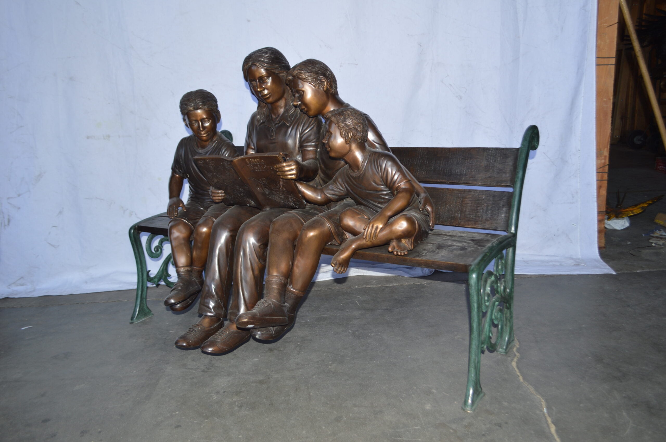 Nifao Mom and boys reading stories on bench bronze statue – Outdoor Garden Decor Sculpture, 53"L x 33"W x 39"H