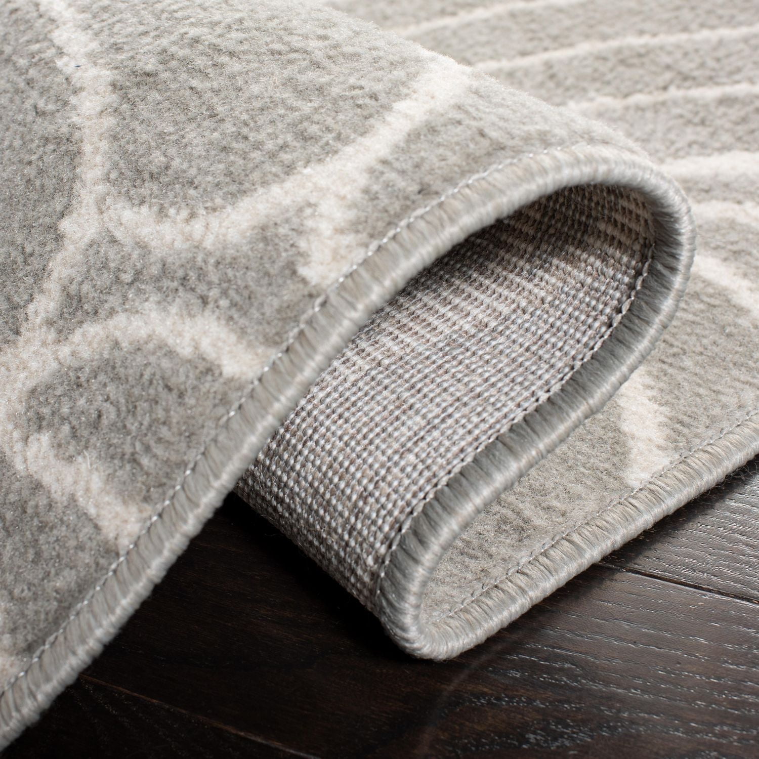 Safavieh Pyramid Katherina Tapis Floral