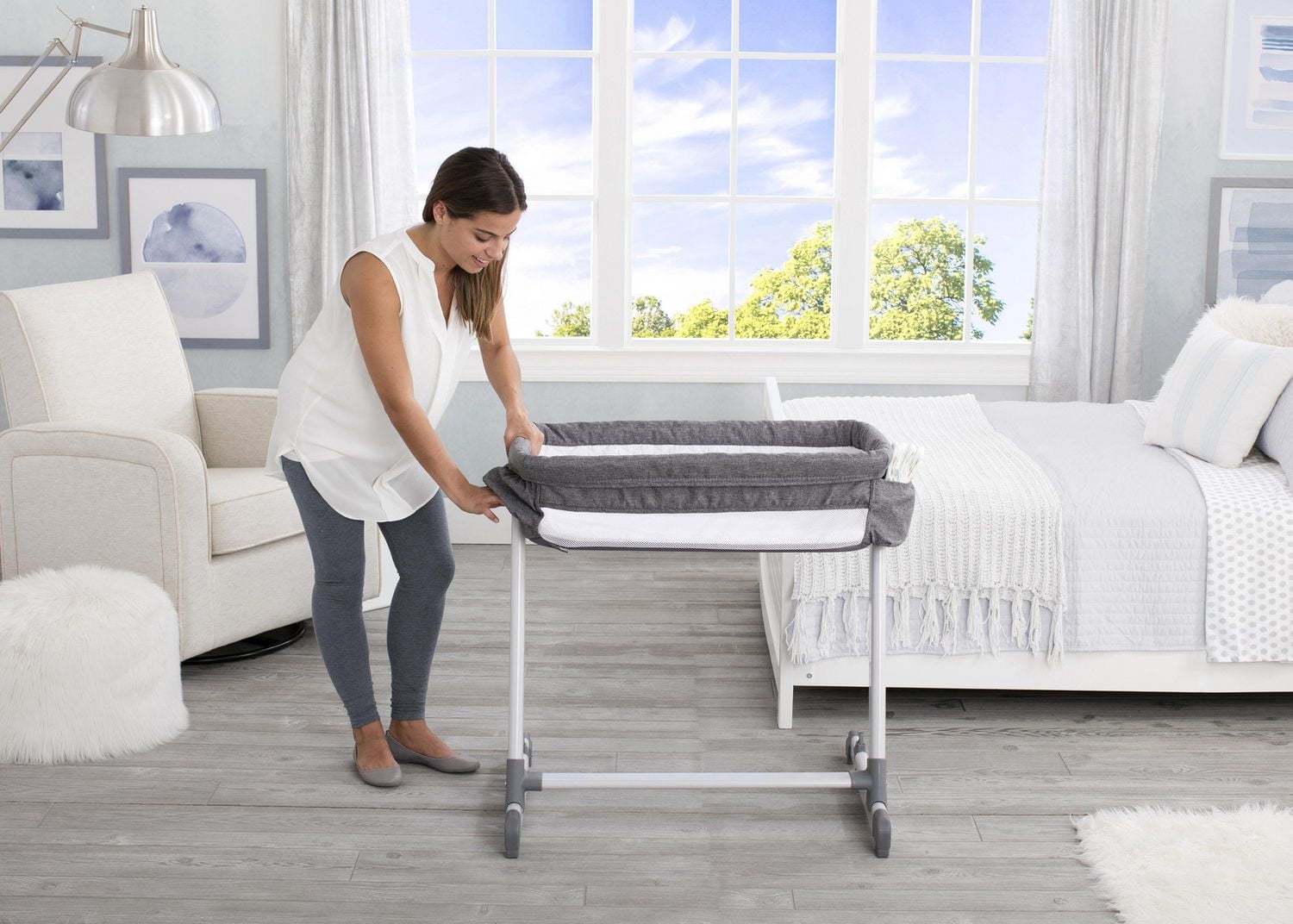 Delta Children By The Bed Deluxe Bassinet, Grey Tweed, 1 Bedside Bassinet