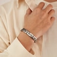 thumbnail image 2 of Pulsera de acero inoxidable para hombre con diseño de eslabones geométricos, 2 of 3