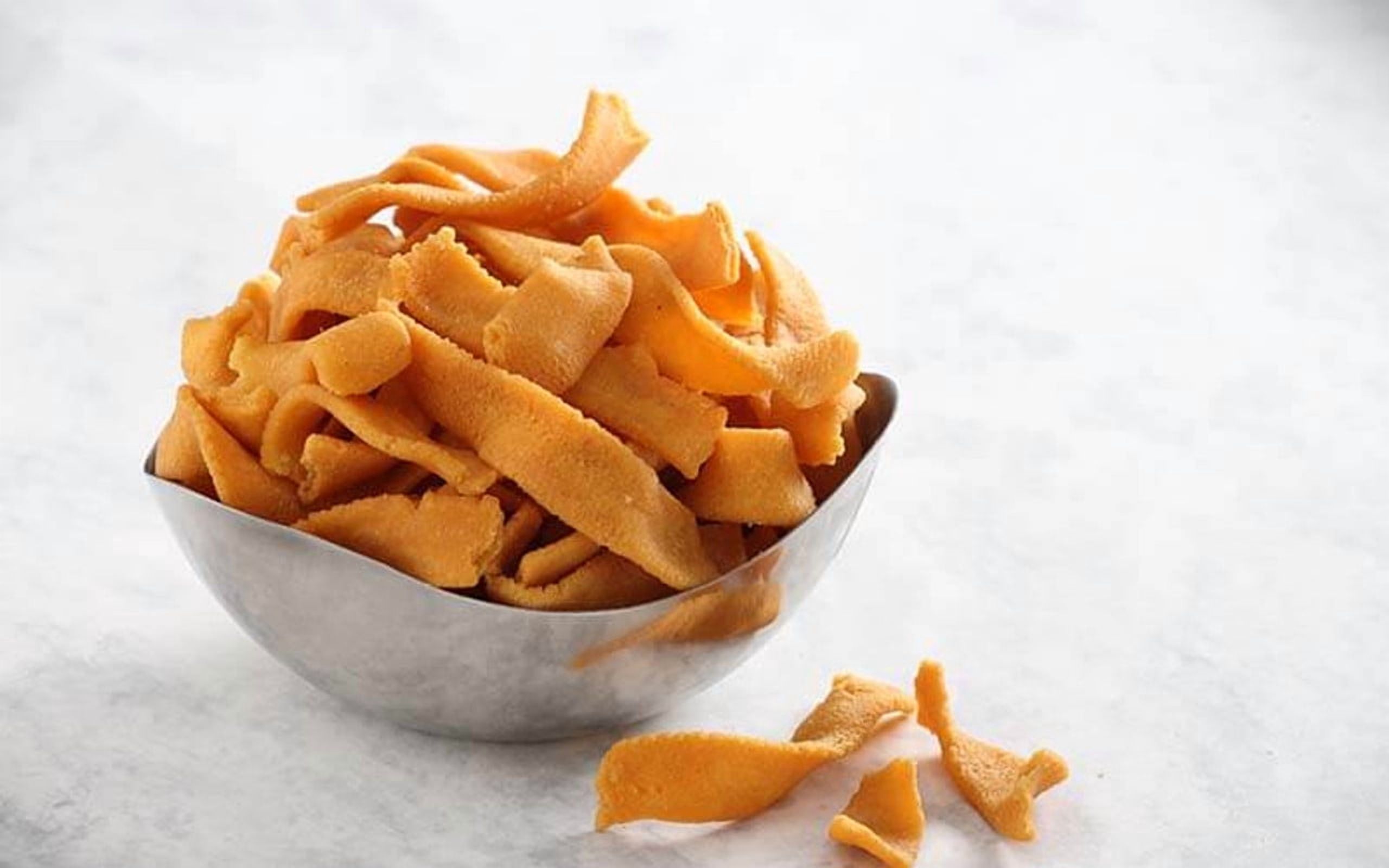 Grand Sweets and Snacks Ribbon Pakoda, pack of 2 - Plastic Pouch, Each Packet Has 250 G, Whole Food Form - Contains Wheat - Vegetarian