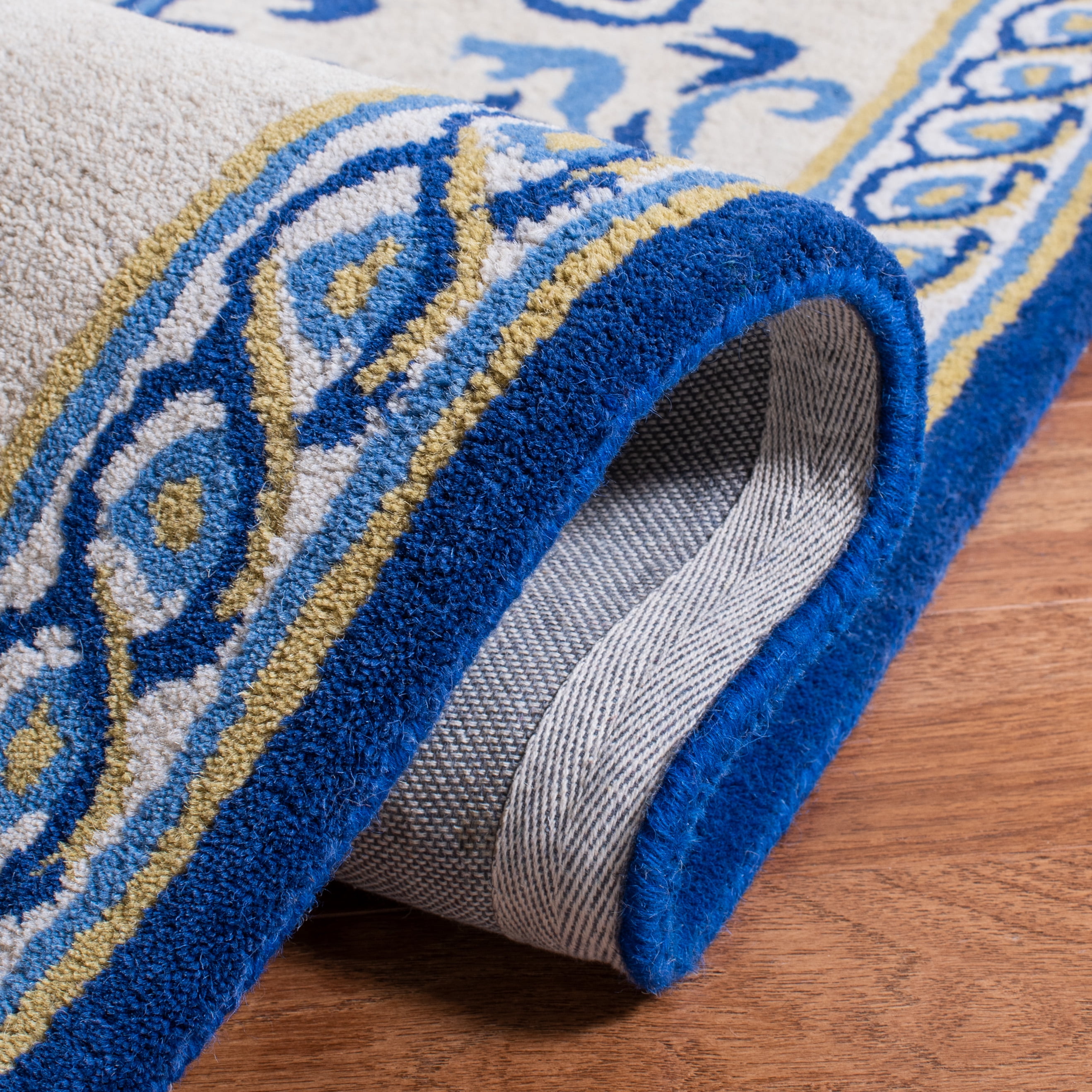 Safavieh Empire Brianna Medallion Area Rug, Blue/Ivory, 5' x 8'