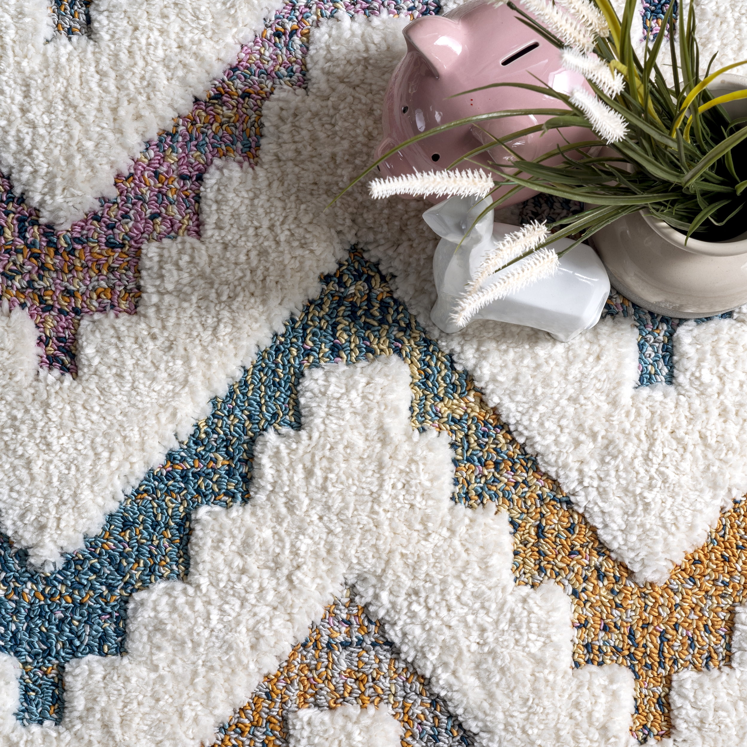 nuLOOM Rumi High-Low Chevron Kids Tassel Area Rug, 3' x 5', Ivory