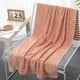 thumbnail image 1 of Toalla de Baño Juvenil de Microfibra | Súper Absorbente y de Secado Rápido | Suave y Amigable con la Piel, Fibra Súper Fina | Sin Pelusas | Paquete de 4 | 140x70cm | Para Gimnasio, Hogar, Playa, Spa, 1 of 6