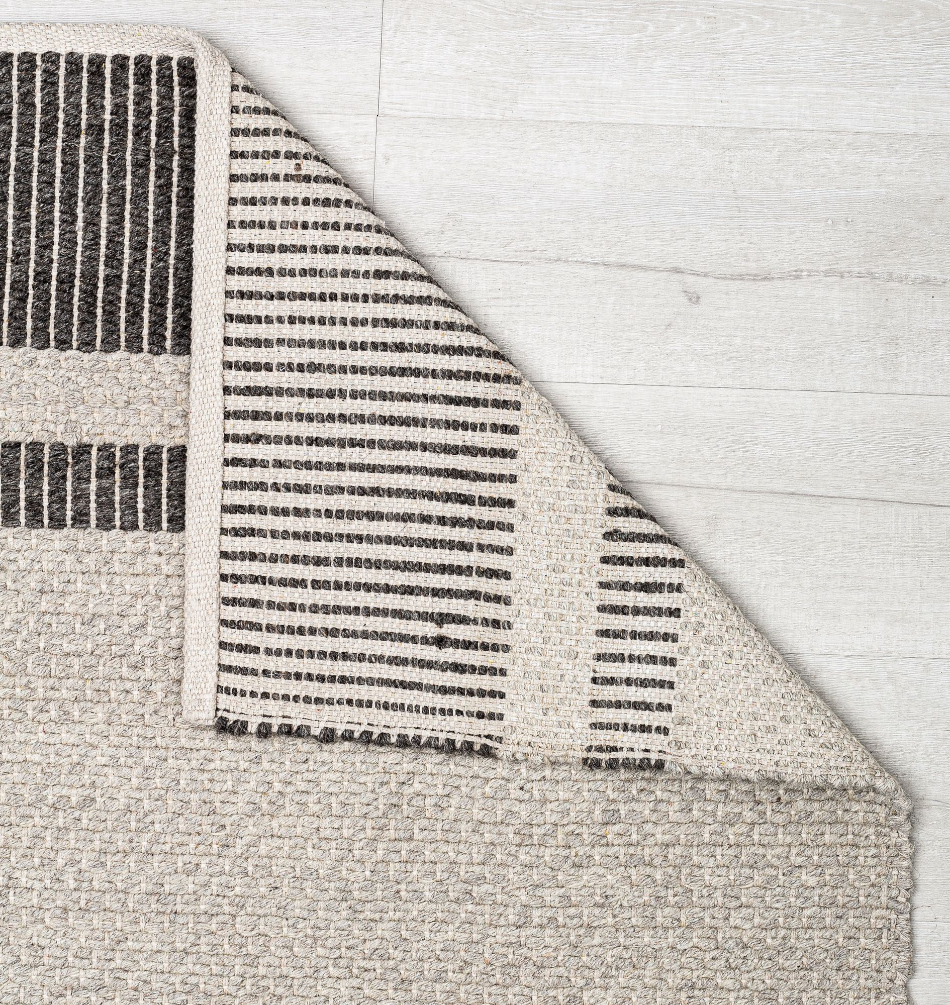 Rugs America Daphina DN10C Asphalt Border Farmhouse Cream Area Rug, 8'0"x10'0"