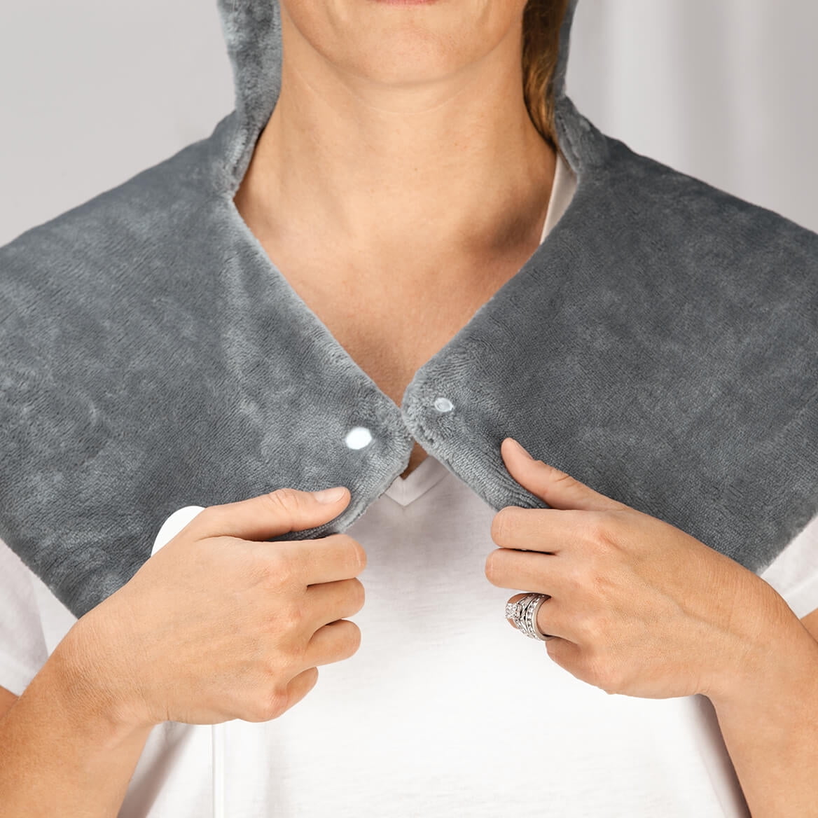 LivingSURETM Neck and Shoulder Heating Wrap, Neck and Shoulder Relief - Coral Fleece Exterior, Measures 18" Long x 25" Wide