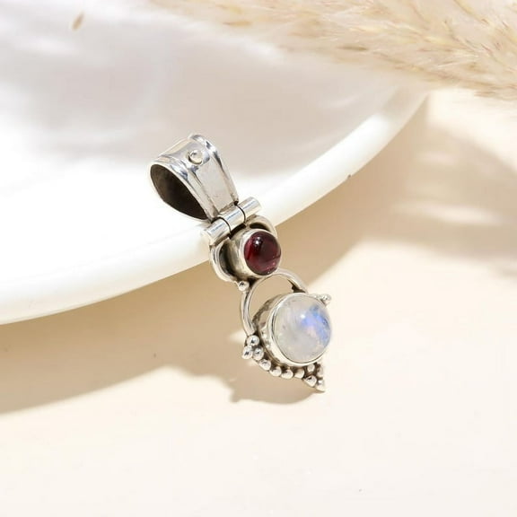 Solid 925 Sterling Silver pendant, Unique Designer pendant Garnet & Moonstone, pendant