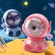 thumbnail image 1 of Sacapuntas de manivela manual para niños con diseño de astronauta, 2 marchas ajustables y alimentación automática, cuchilla metálica duradera para el colegio y los deberes, 1 of 6