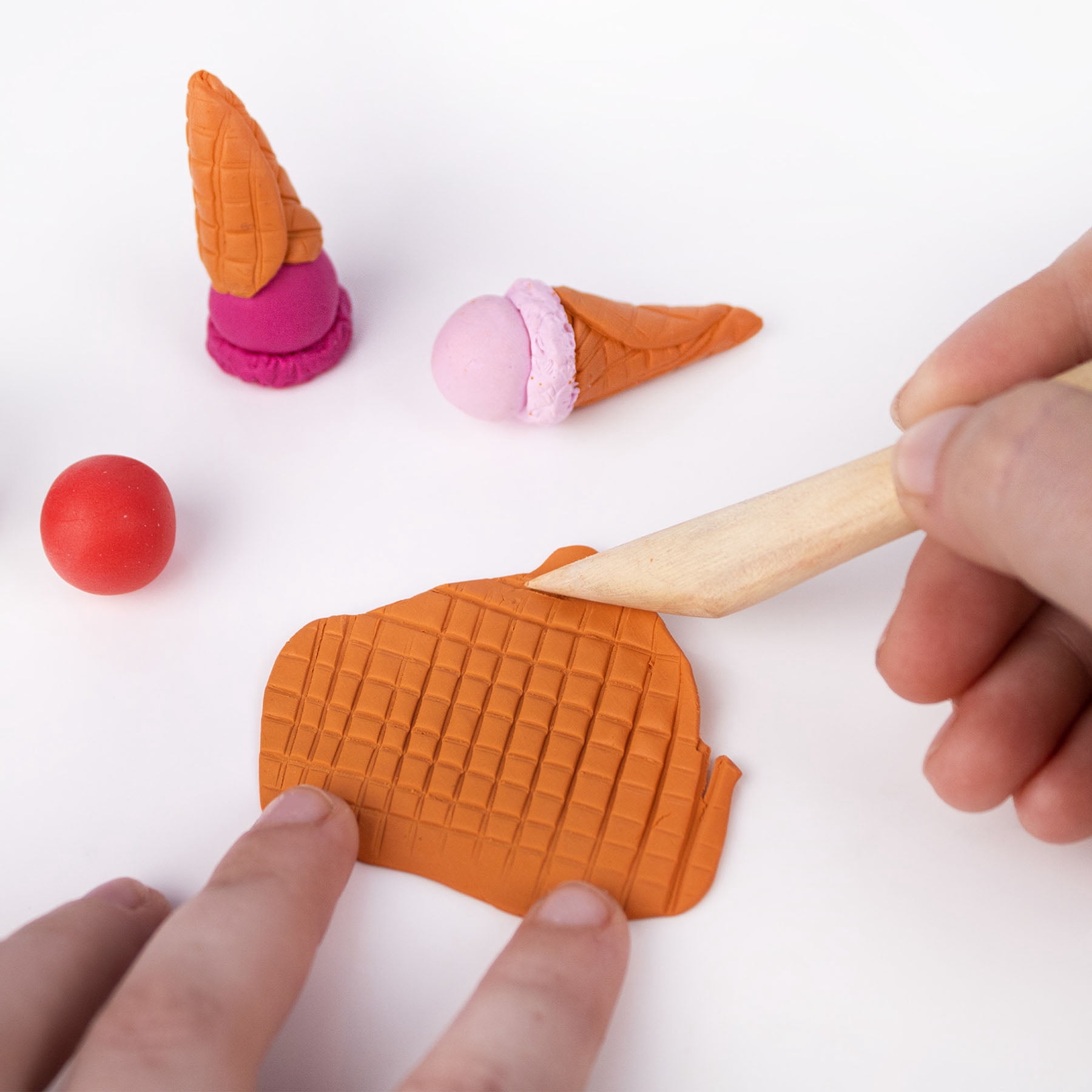 DAS Modeling Clay Tools, Hardwood Set, 2 Pieces Per Set, 3 Sets
