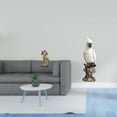thumbnail image 2 of Figura nórdica de resina de un loro caballero. Escultura abstracta de animal. Adorno para escritorio, mesa, armario, oficina, centro de mesa, entrada,, 2 of 8