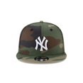 thumbnail image 2 of New Era 9Fifty MLB New York Yankees Gorra snapback básica con camuflaje verde 11941920 Talla única, 2 of 4