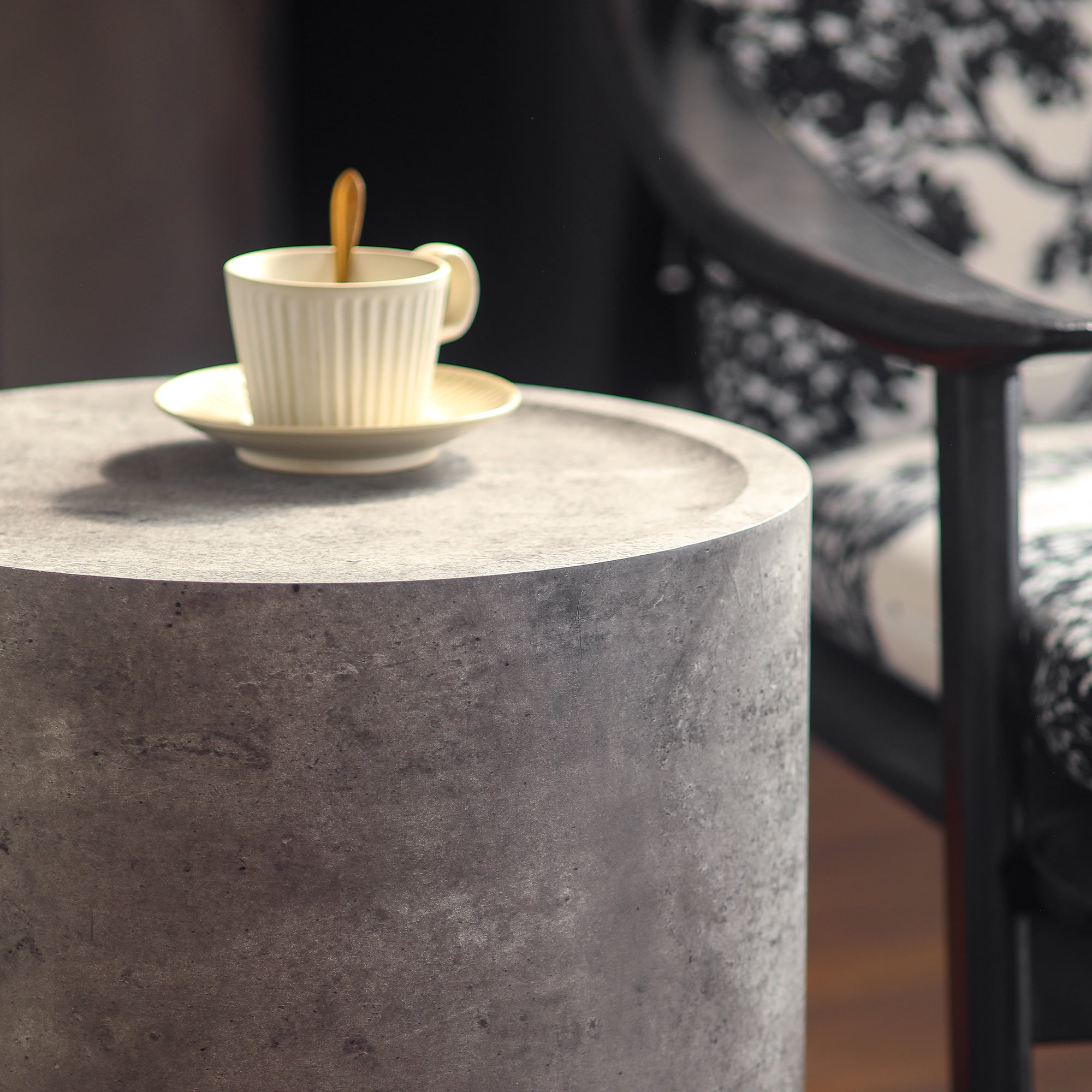 Leumius Modern Faux Concrete Round Corner Accent Table, No Assembly End Side Table for Living Room Bedroom Gray 1