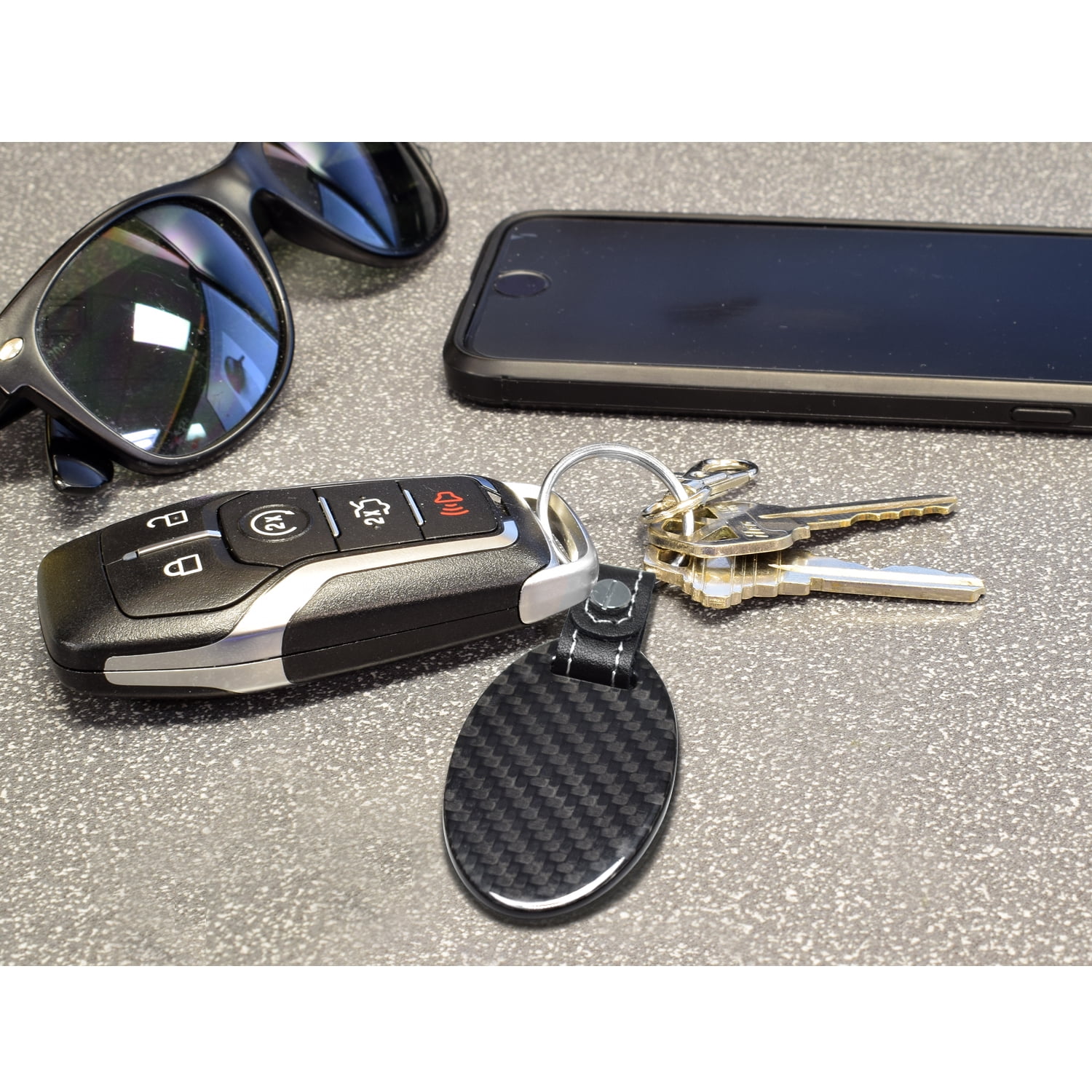iPick Image for GMC Denali Black Real Carbon Fiber Oval Shape with Black Leather Strap Key Chain, Official Licensed