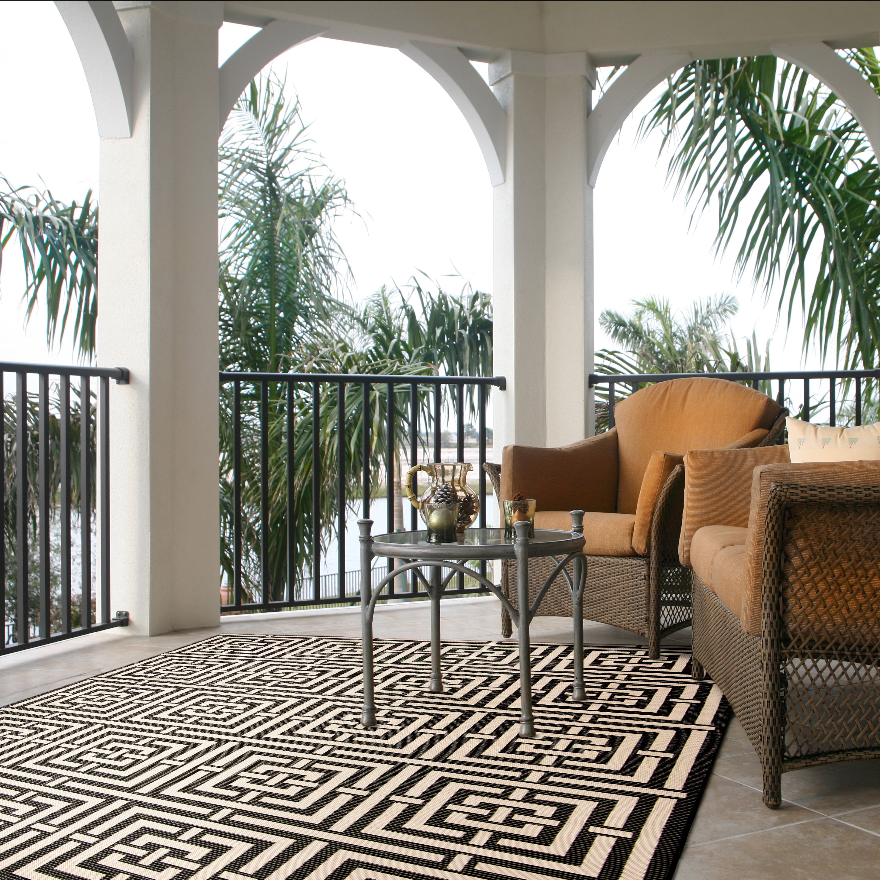 Safavieh Courtyard Ariana Geometric Indoor/Outdoor Area Rug, Black/Bone, 9' x 12'