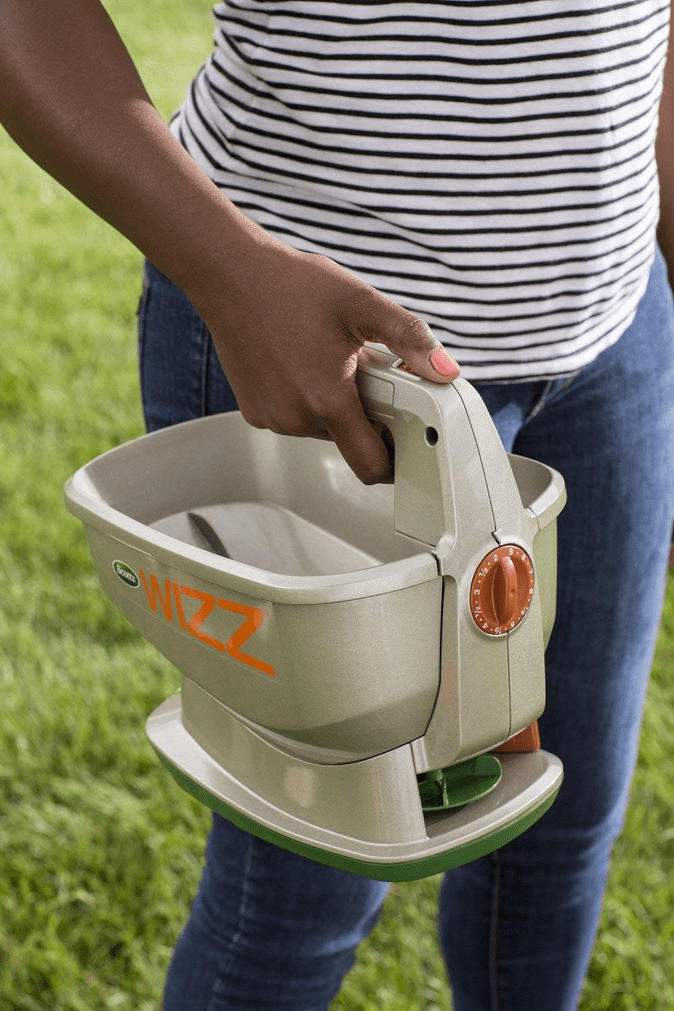 Wizz HandHeld Spreader Apply Grass Seed Battery Powered Holds up to