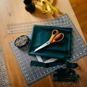 Fiskars 8 Pinking Shears, with Pointed Tip for Fabric Cutting, Orange