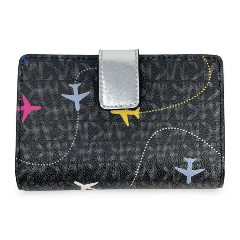 Michael Kors Women's Jet Set Travel Medium Printed Signature