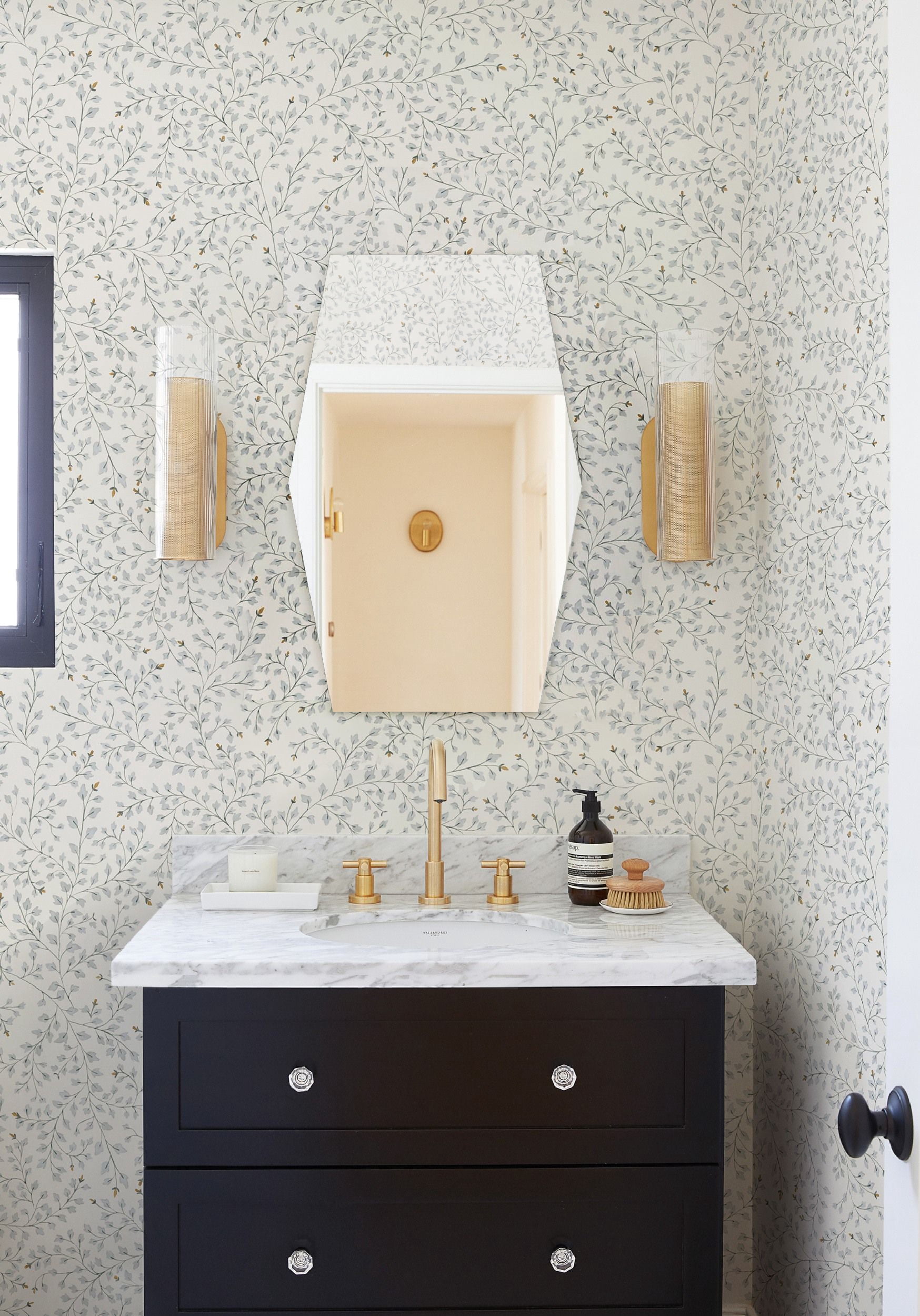 Decor Wonderland Charly 22 in. W x 28 in. H Hexagon Polished Frameless Bathroom Vanity Wall Mirror Hangs Horizontal & Vertical
